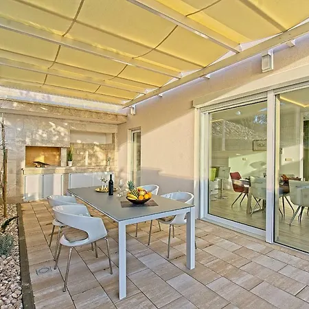 Villa Ulika